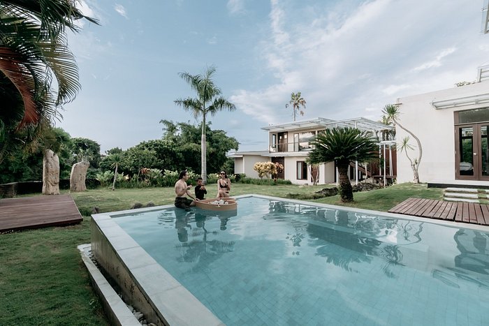 bali family villa